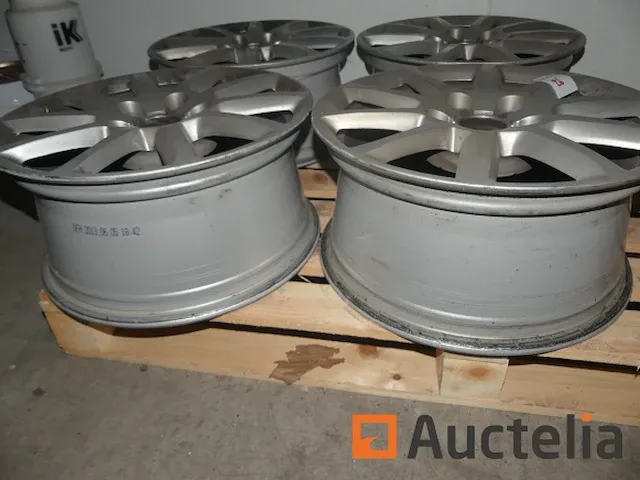 4 wielen voor audi - afbeelding 3 van  5