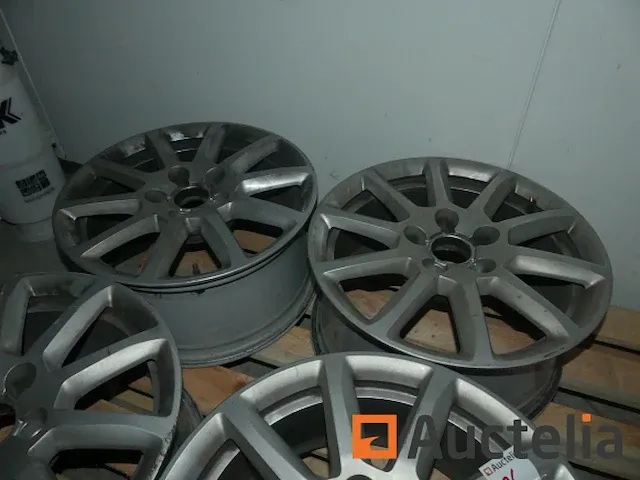 4 wielen voor audi - afbeelding 5 van  5