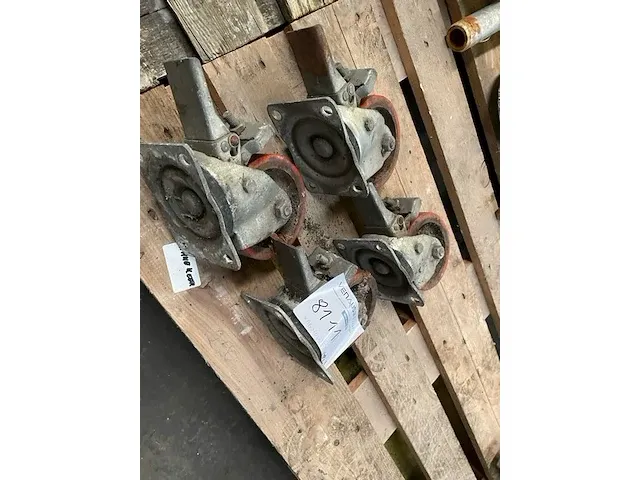 4 wielen - afbeelding 1 van  3