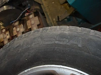 4 winterbanden met velg toyota hillux lassa 265/65r17 116h - afbeelding 6 van  9