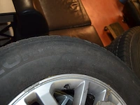 4 winterbanden met velg toyota hillux lassa 265/65r17 116h - afbeelding 7 van  9