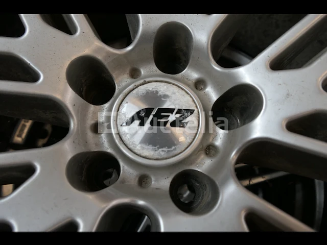 4 winterbanden op aluminium velgen - afbeelding 1 van  5