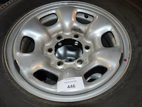 4 winterbanden op velg bridgestone blizzak 235/75r15 109t - afbeelding 5 van  8