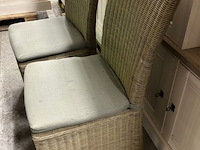 4 witte rieten stoelen - afbeelding 2 van  3