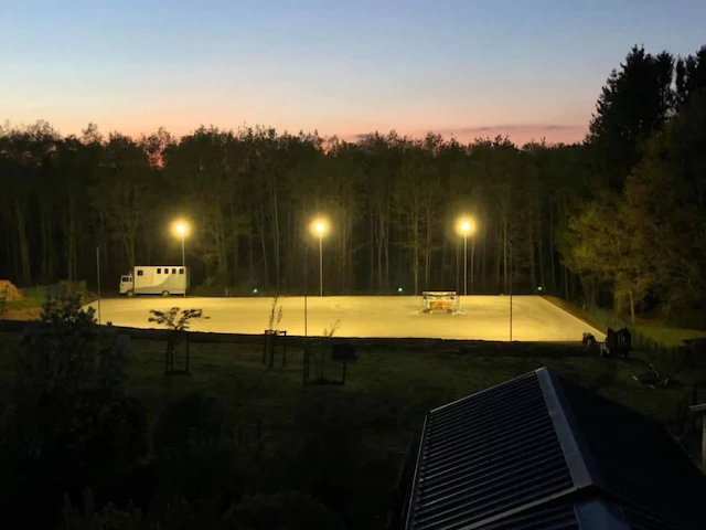 4 x 200w 3000k led breedstralers met lens waterdicht - afbeelding 5 van  7