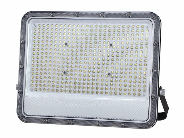4 x 300w 5000k led breedstralers met lens waterdicht - afbeelding 1 van  5