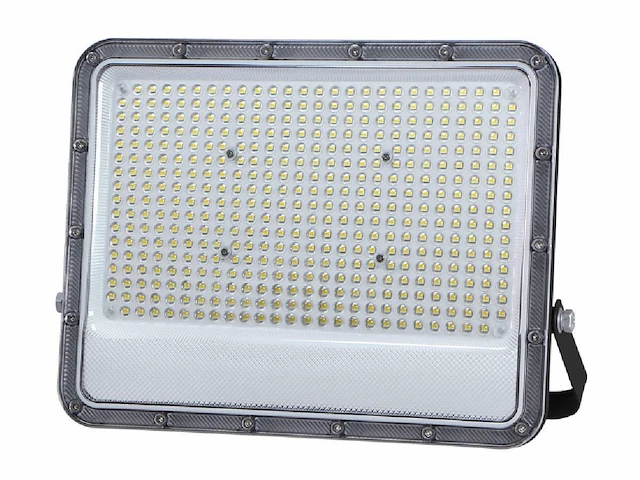 4 x 300w 5000k led breedstralers met lens waterdicht - afbeelding 1 van  5