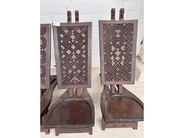 4 x afrikaanse stoelen - afbeelding 2 van  3