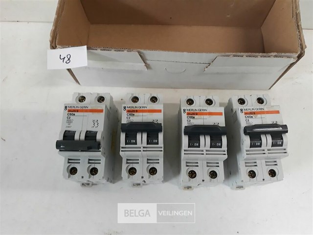 4 x automaat 2p 2a - afbeelding 1 van  3