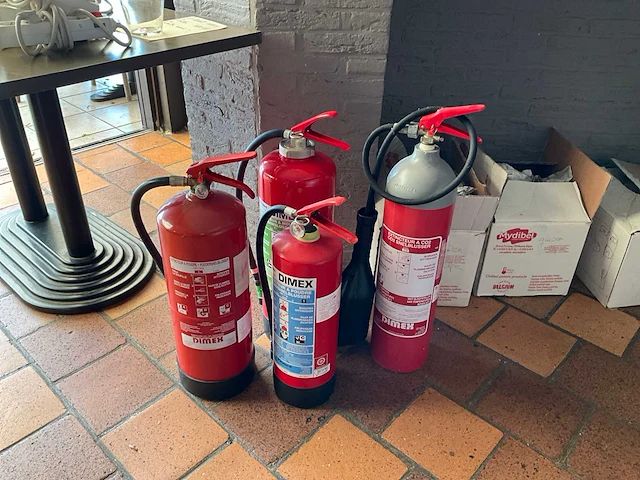 4 x brandblusser - afbeelding 1 van  2