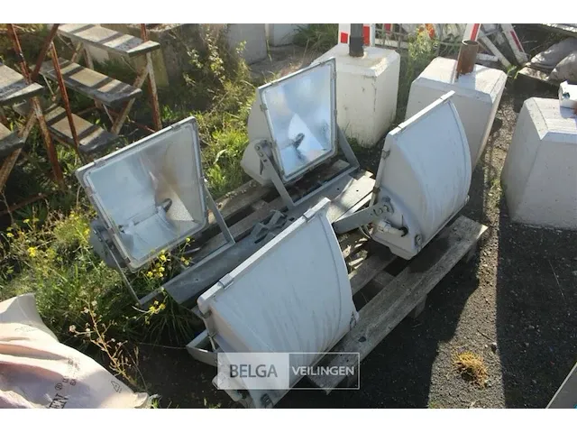 4 x buitenverlichtingsarmatuur - afbeelding 6 van  6