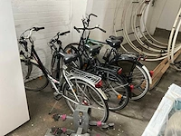 4 x damesfiets - afbeelding 1 van  8