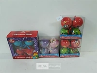 4 x disney kerstballen mix 4 stuks - afbeelding 1 van  3