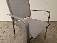 4 x garden prestige alu stapelstoel firenze met warm grijs mat - afbeelding 4 van  4
