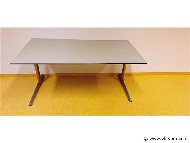 4 x in hoogte verstelbaar bureau ahrend 500 - afbeelding 1 van  4