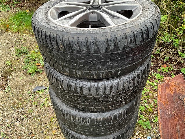 4 x mercedes band met velg. - afbeelding 2 van  3