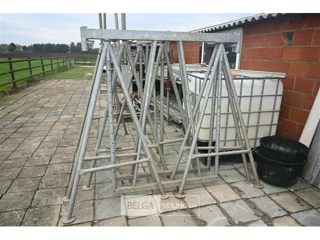 4 x metalen schraag in de hoogte verstelbaar - afbeelding 2 van  6
