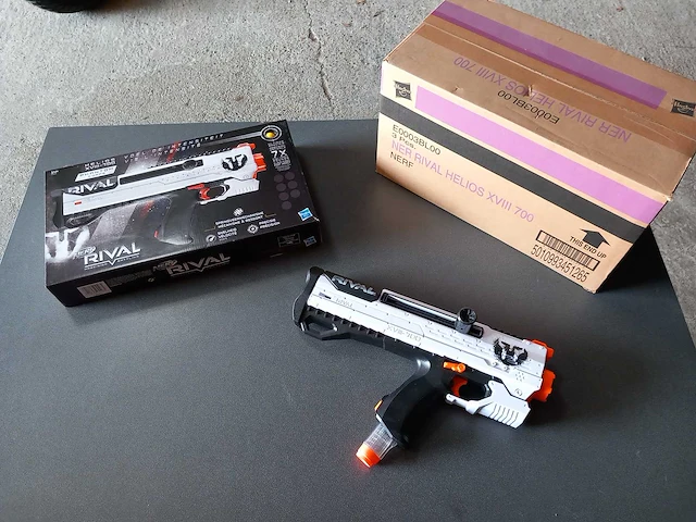 4 x nerf guns (nieuw in doos) - afbeelding 1 van  1