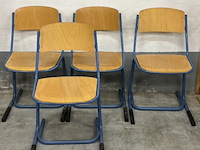 4 x schoolstoelen, blank hout - afbeelding 1 van  2