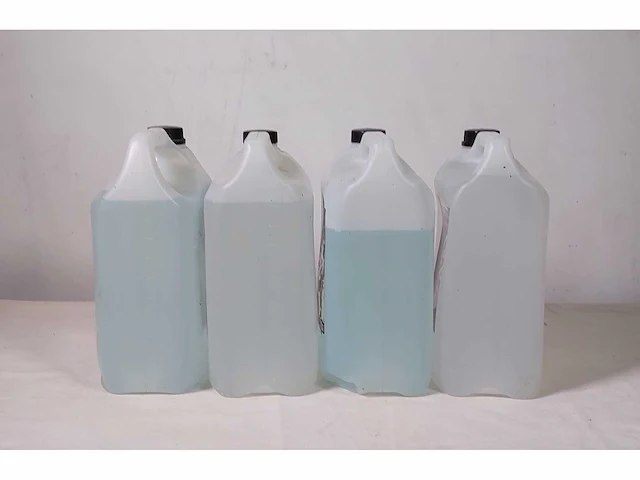 4 x swefog neutral-pro medium density smoke fluid water based 5l - afbeelding 1 van  3