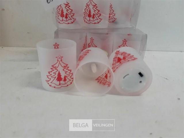 4 x t-licht in pvc potje 3 stuks op batterij - afbeelding 3 van  3