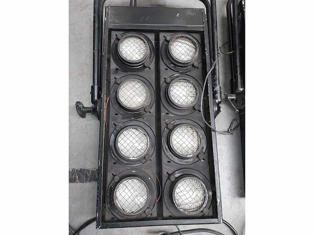 4 x thomas 8-lite blinder dwe 650w 2xcee16b3 - afbeelding 4 van  6