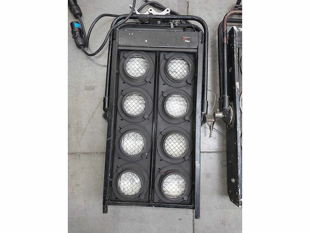 4 x thomas 8-lite blinder dwe 650w 2xcee16b3 - afbeelding 3 van  6