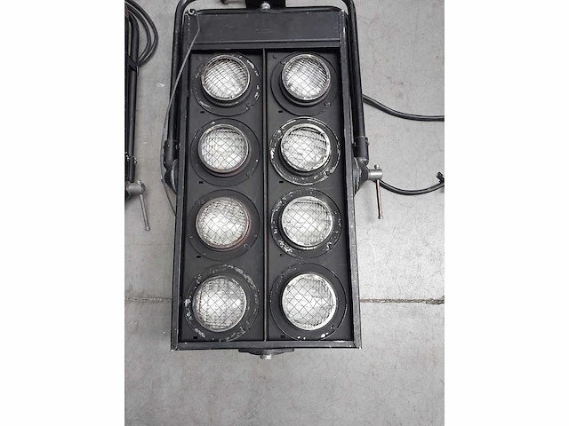 4 x thomas 8-lite blinder dwe 650w 2xcee16b3 - afbeelding 2 van  6
