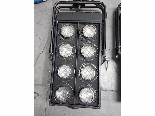 4 x thomas 8-lite blinder dwe 650w 2xcee16b3 - afbeelding 3 van  6