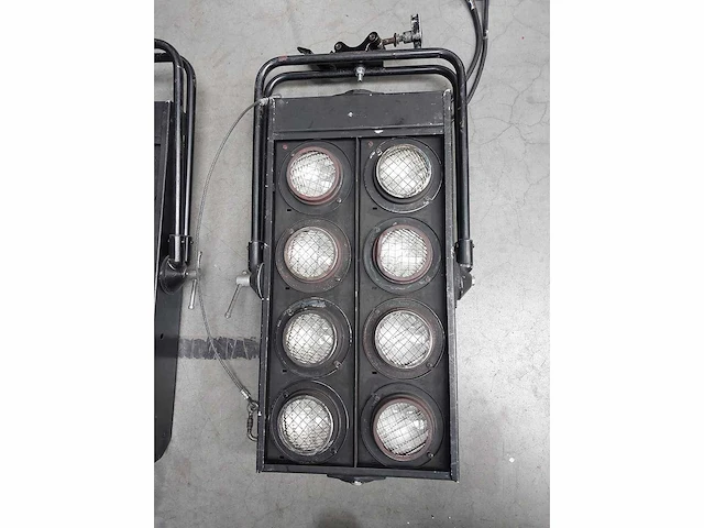 4 x thomas 8-lite blinder dwe 650w 2xcee16b3 - afbeelding 3 van  6