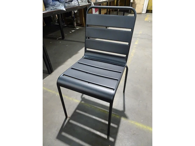 4 x zwart metalen stoel - afbeelding 3 van  4