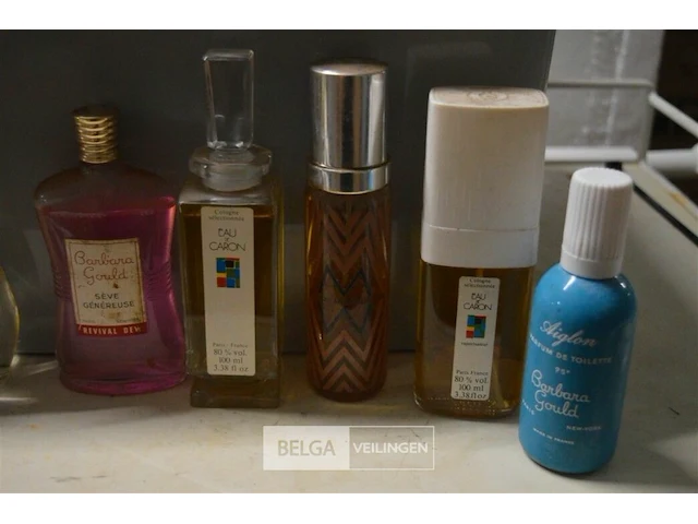 ±40 div soorten klassieke parfums - afbeelding 3 van  4