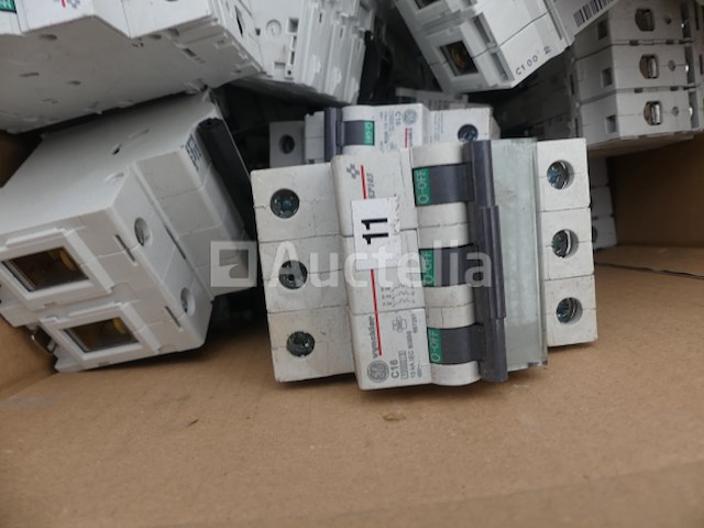 40 diverse automatische stroomonderbrekers - afbeelding 5 van  8