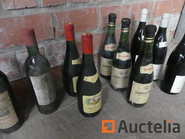 40 flessen oude wijnen en anderen - afbeelding 1 van  10