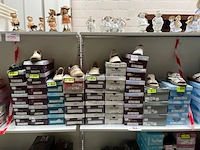 40 paar damesschoenen