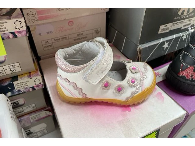 40 paar kinderschoenen - afbeelding 3 van  7