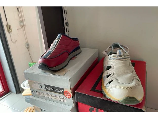 40 paar kinderschoenen - afbeelding 5 van  7