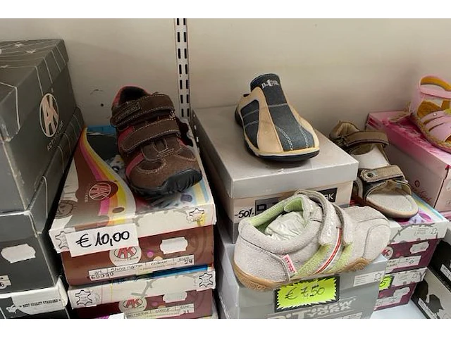 40 paar kinderschoenen - afbeelding 6 van  7