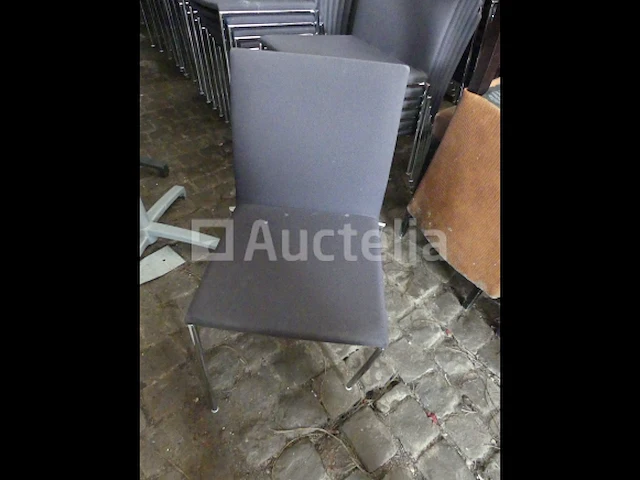 40 stoelen - afbeelding 1 van  6