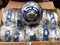 40 stuks voetballen - afbeelding 1 van  1