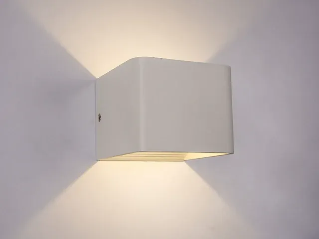 40 x 5w led zand wit wandlamp kubus - afbeelding 1 van  4