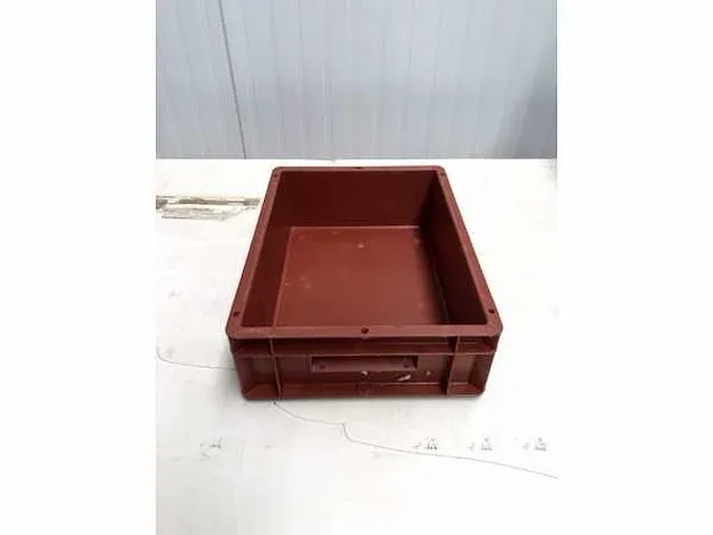 40 x euro stapelkrat 400mm x 300mm x 110mm bruin occasie - afbeelding 1 van  3