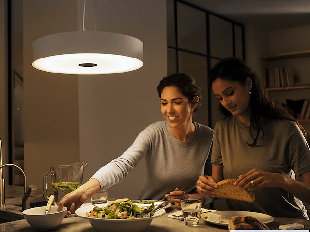 40 x led e27 lampjes, 8.5 watt, warm wit - afbeelding 4 van  8