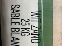 40 zakken wit zand cobo garden - afbeelding 5 van  5