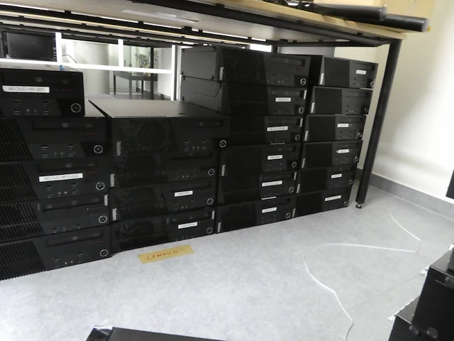 40x lenovo thinkcenter m93p - afbeelding 1 van  3
