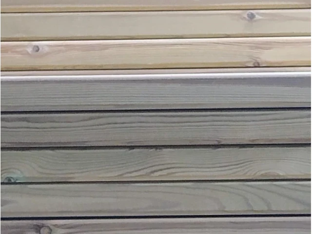 40x regel 4.4x14.4x330cm. - afbeelding 3 van  3