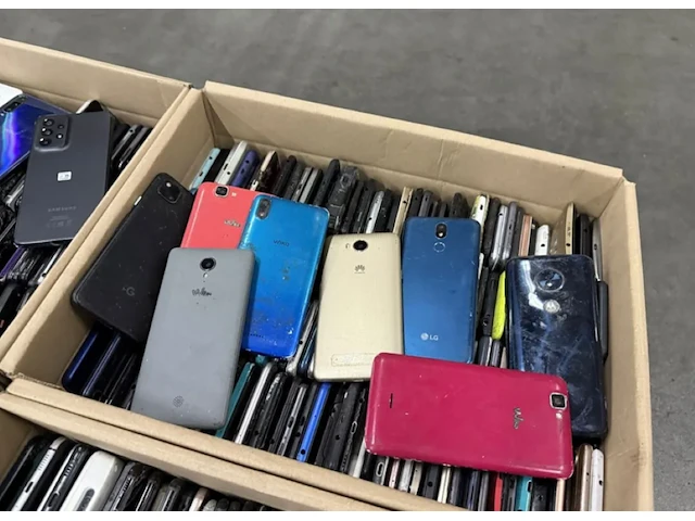 40x smartphone - mixpartij - afbeelding 4 van  5