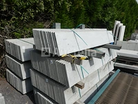41 betonplaten voor tuinomheining - afbeelding 4 van  5