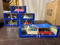 41 moulinsart miniatuurwagens kuifje - afbeelding 1 van  9