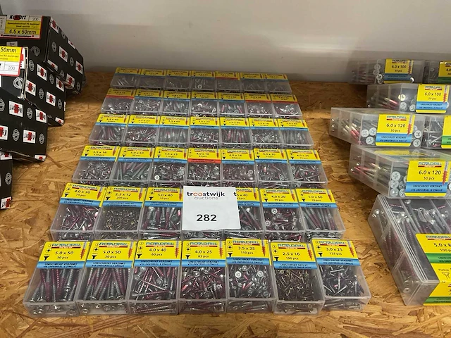 42 dozen verzinkte universele schroeven - afbeelding 1 van  8